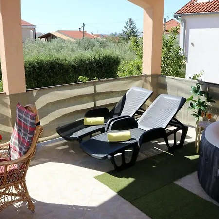 Apartment Lucija *