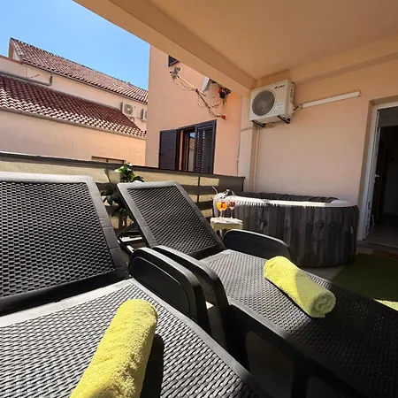 Lucija Apartment