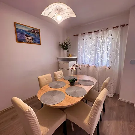 Apartament Lucija